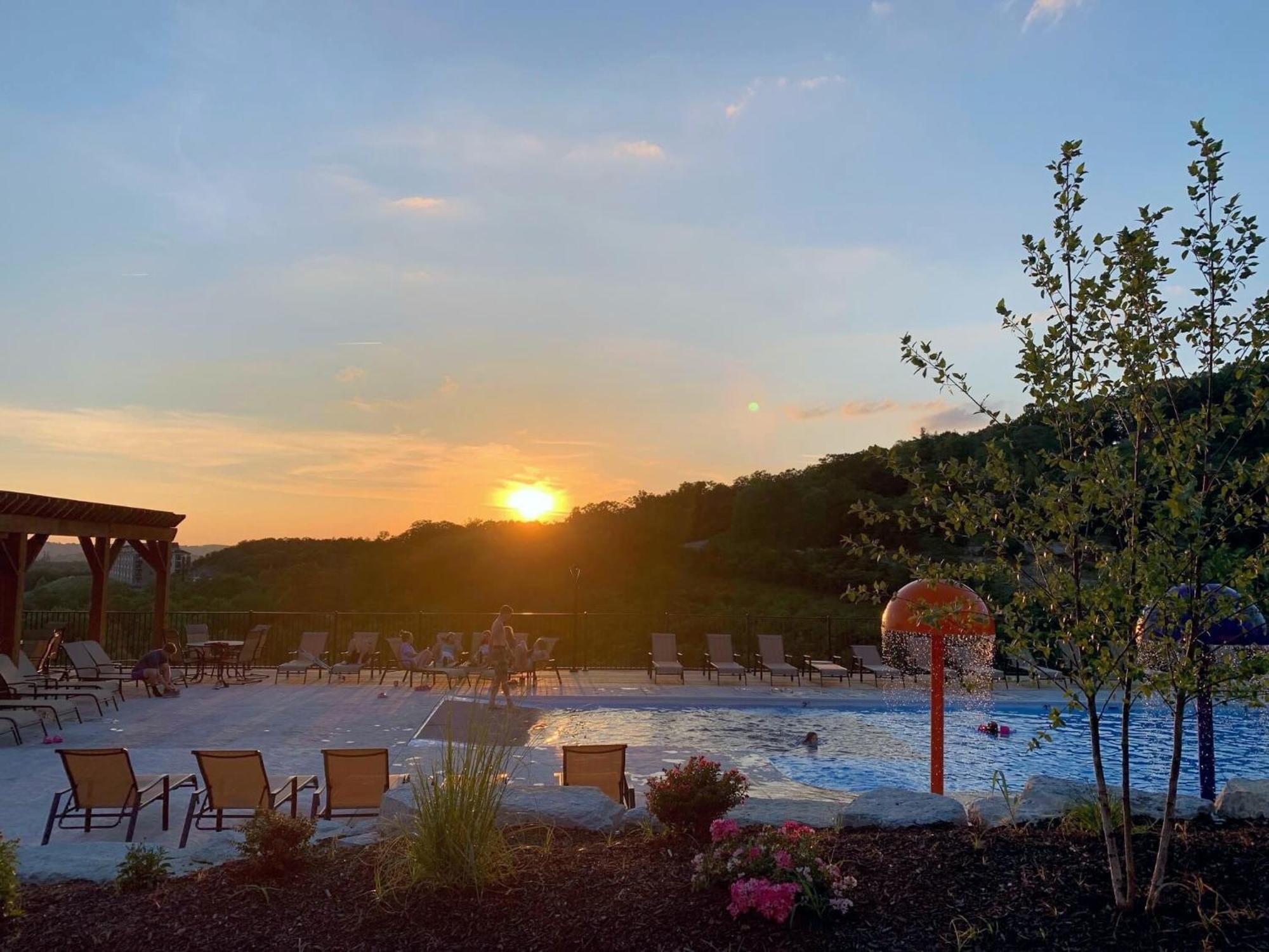 Chateau On The Cove Branson Exteriör bild