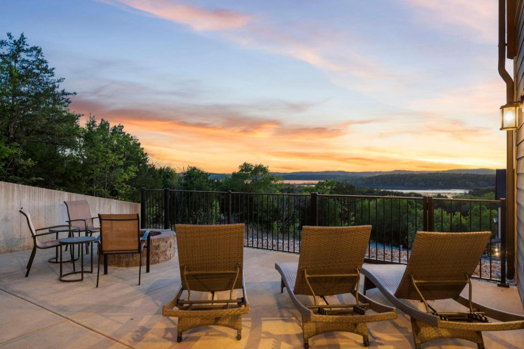 Chateau On The Cove Branson Exteriör bild